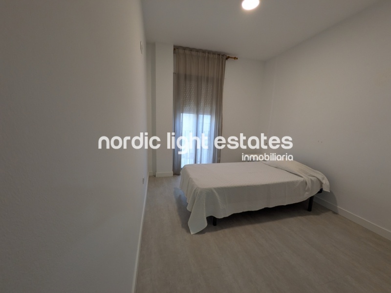 Larga temporada. Apartamento con terraza grande en pleno centro