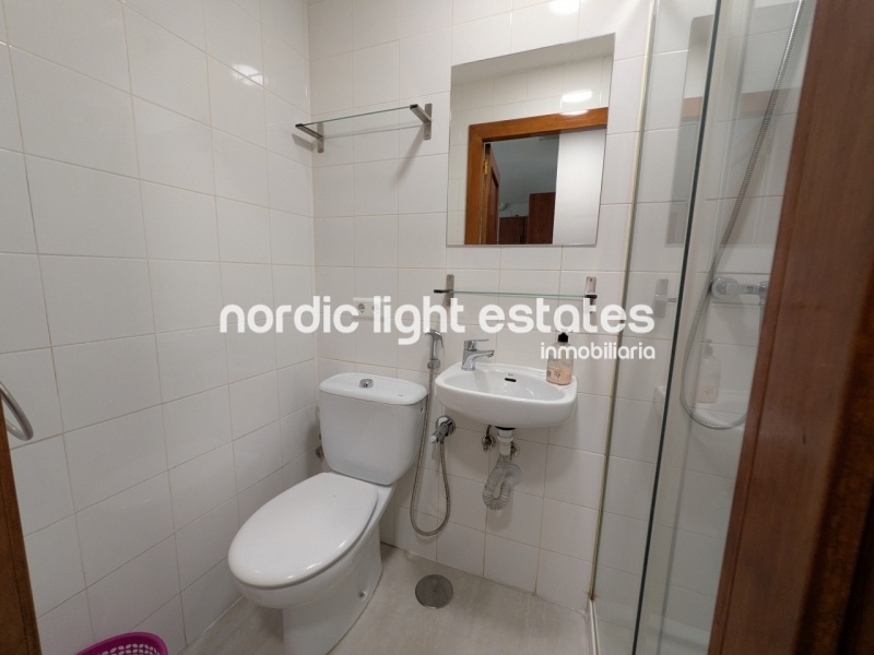 Larga temporada. Apartamento con terraza grande en pleno centro