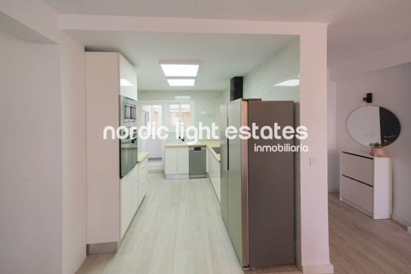 Fabuloso apartamento recién reformado. Zona Parador en Nerja.