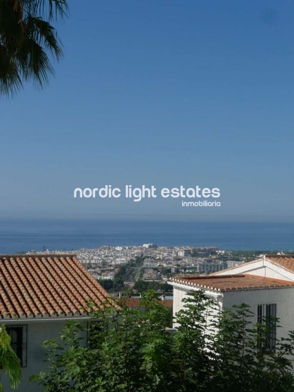 Luminosa casa en Nerja con vistas