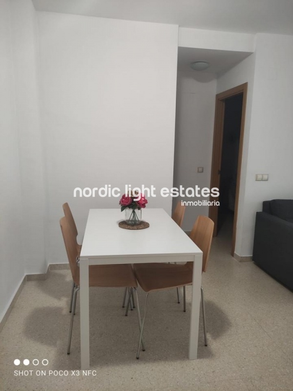 Apartamento económico con gran patio 