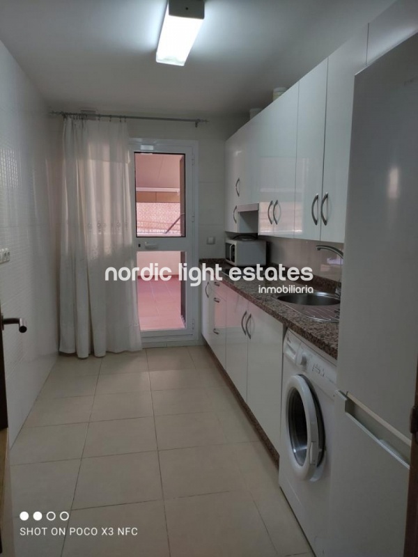 Apartamento económico con gran patio 