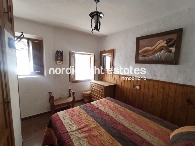 Apartment in Frigiliana centre