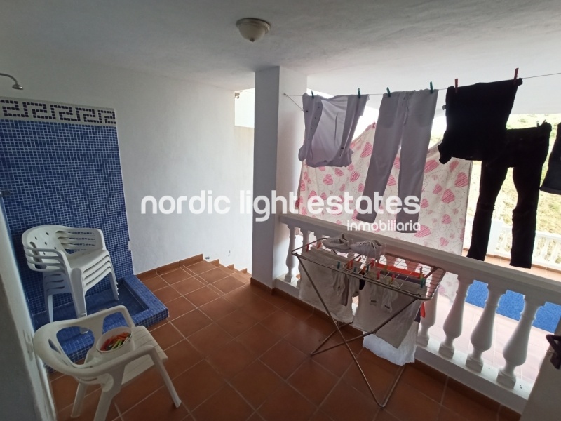 Casa adosada con piscina privada en Frigiliana