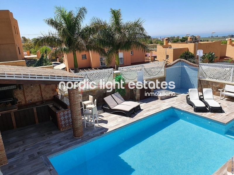 Similar properties Magnificent luxury villa in Torre del Mar