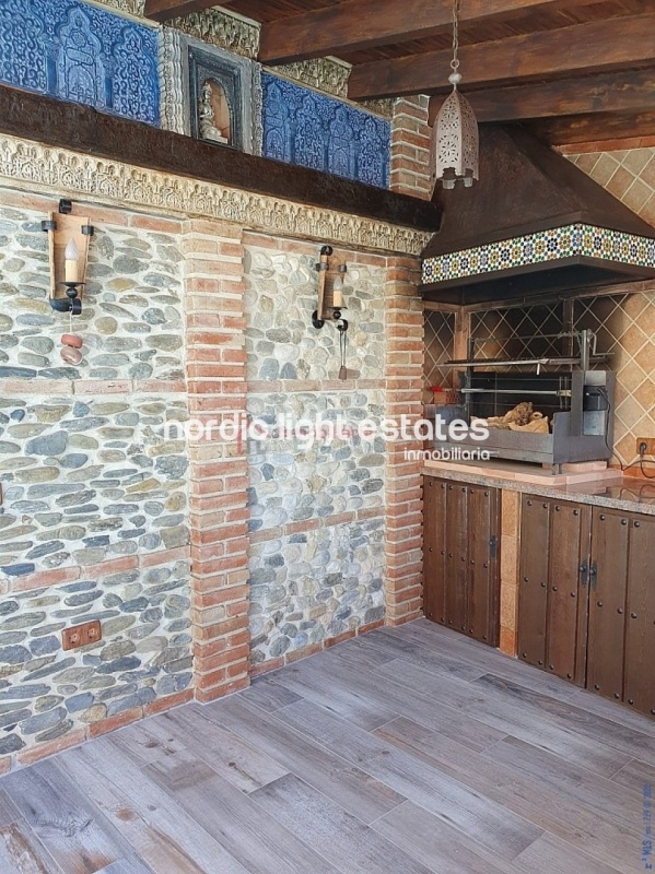 Similar properties Magnificent luxury villa in Torre del Mar