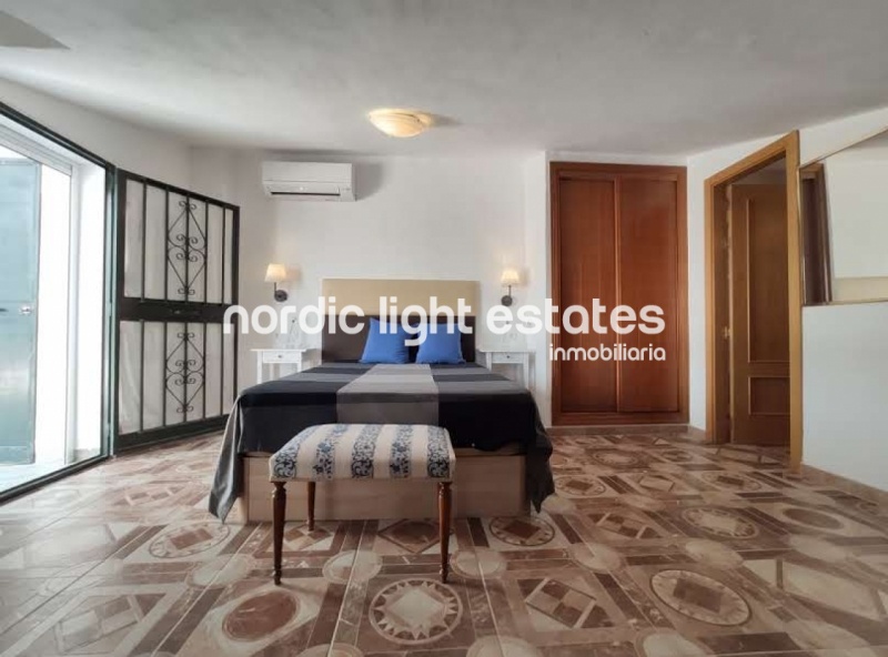 Larga temporada. Villa de campo con piscina en Frigiliana