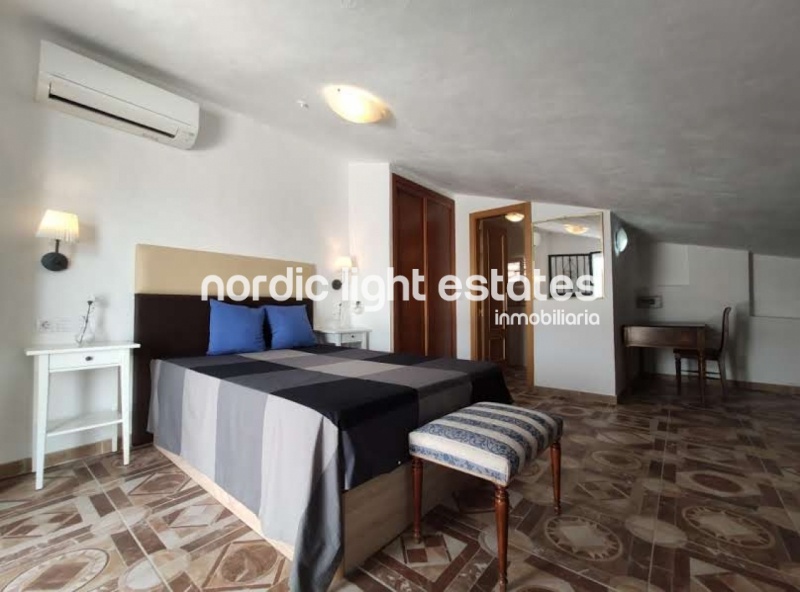 Larga temporada. Villa de campo con piscina en Frigiliana