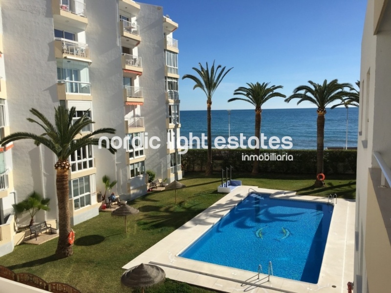 Estudio en Nerja. Primera línea de playa