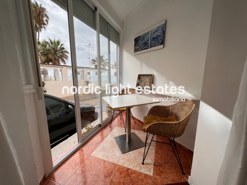 Estudio en Nerja. Primera línea de playa