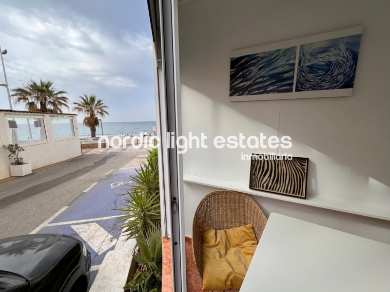 Estudio en Nerja. Primera línea de playa