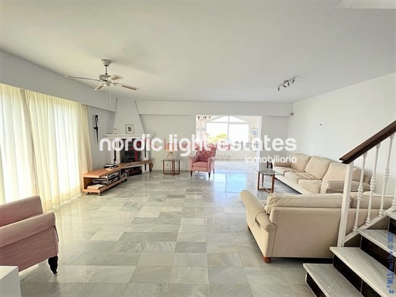 Propiedades similares Impresionante villa en Nerja 4 dormitorios