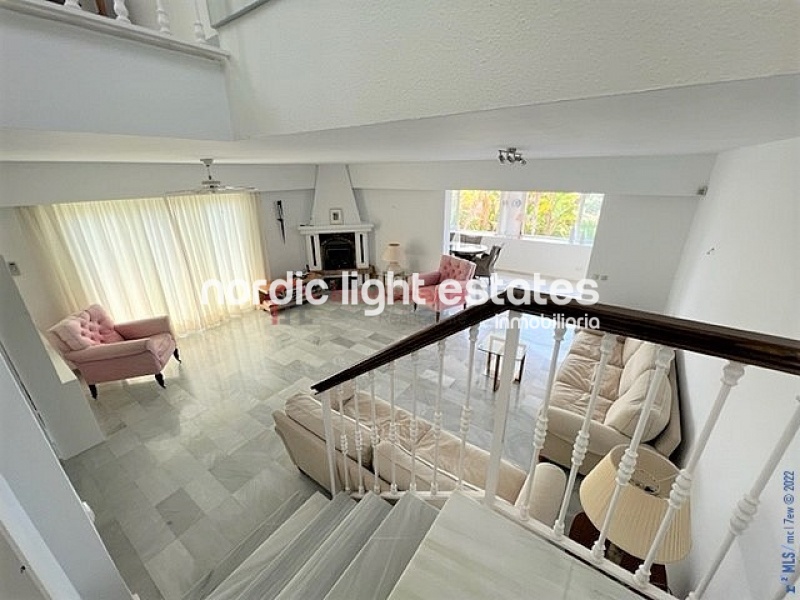 Propiedades similares Impresionante villa en Nerja 4 dormitorios