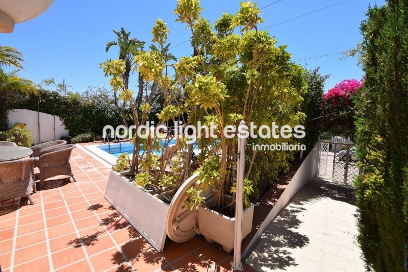 Propiedades similares Impresionante villa en Nerja 4 dormitorios