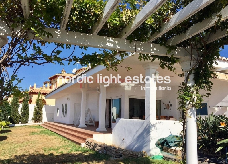 Similar properties Magnificent villa 3 beds, 3 baths in Torrox Costa