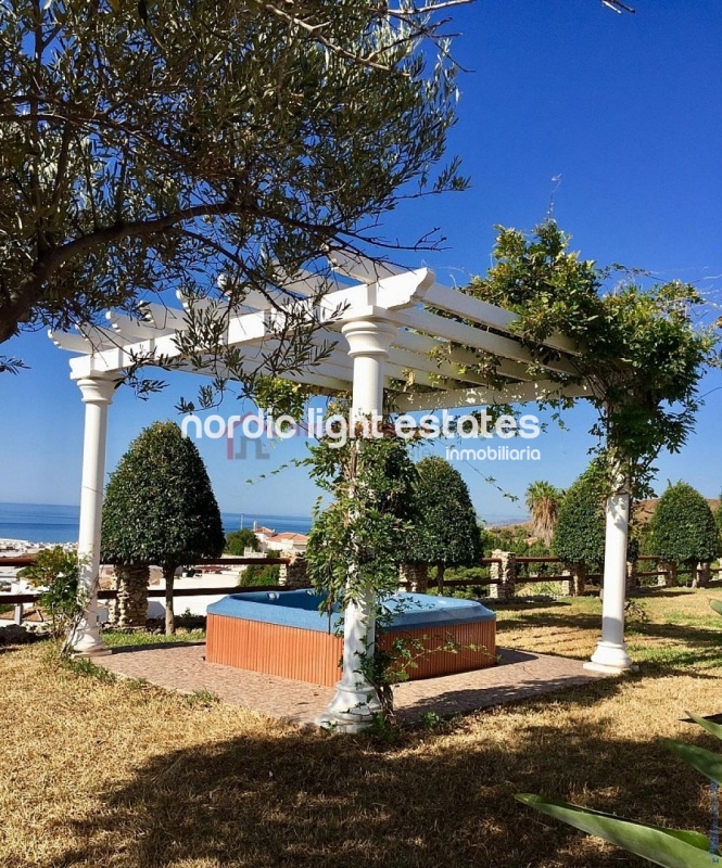 Similar properties Magnificent villa 3 beds, 3 baths in Torrox Costa