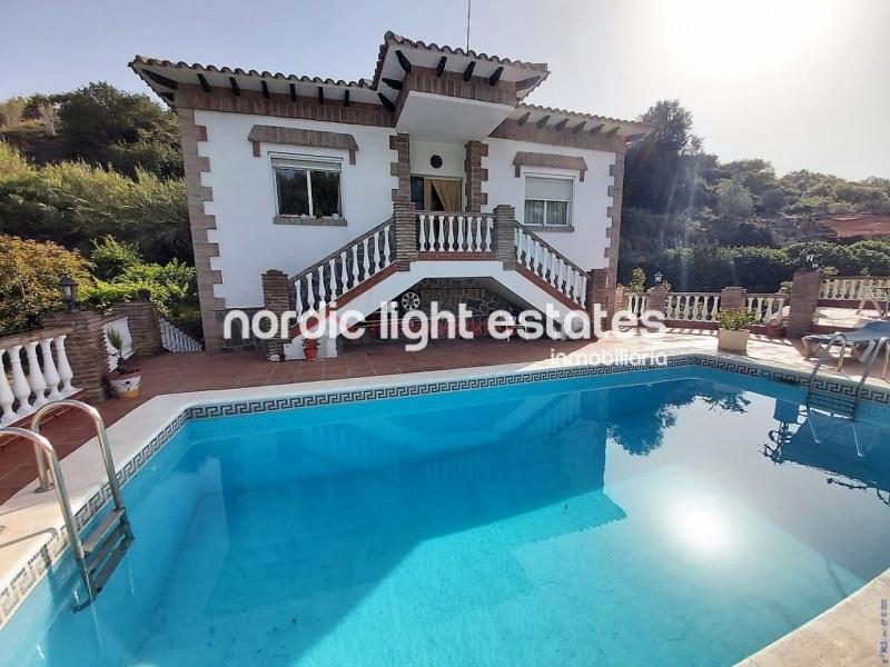 Propiedades similares Amplia villa de campo cerca de Nerja