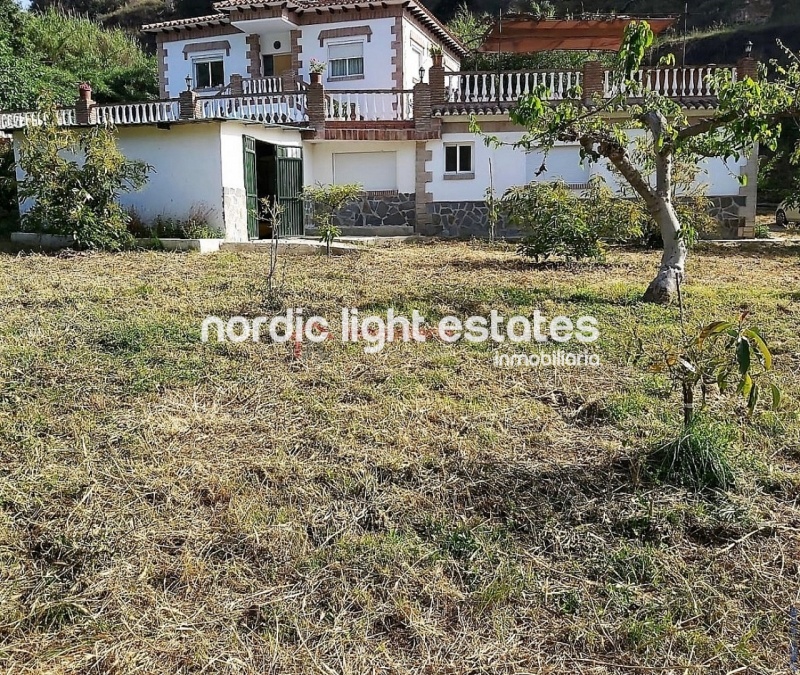 Propiedades similares Amplia villa de campo cerca de Nerja