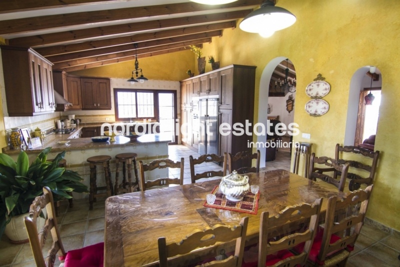 Stunning country villa nestled in Torrox on a plot of 4.632 sqm