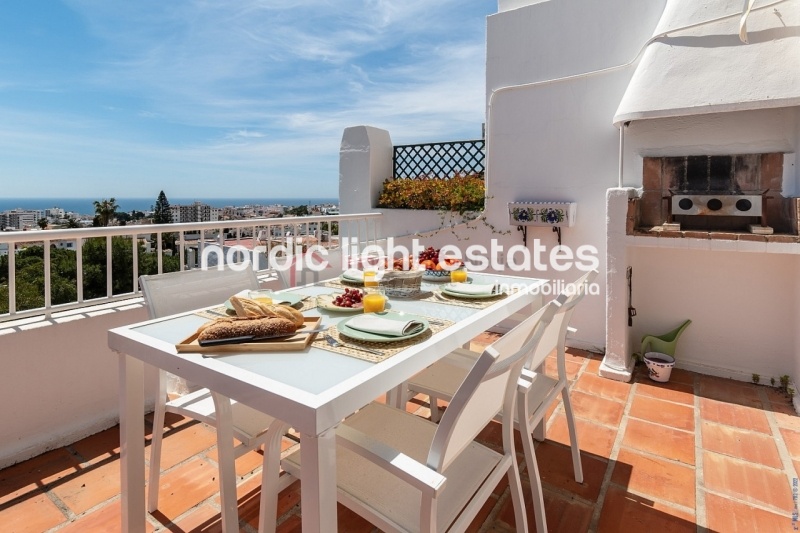 Apartment in Nerja with sea views