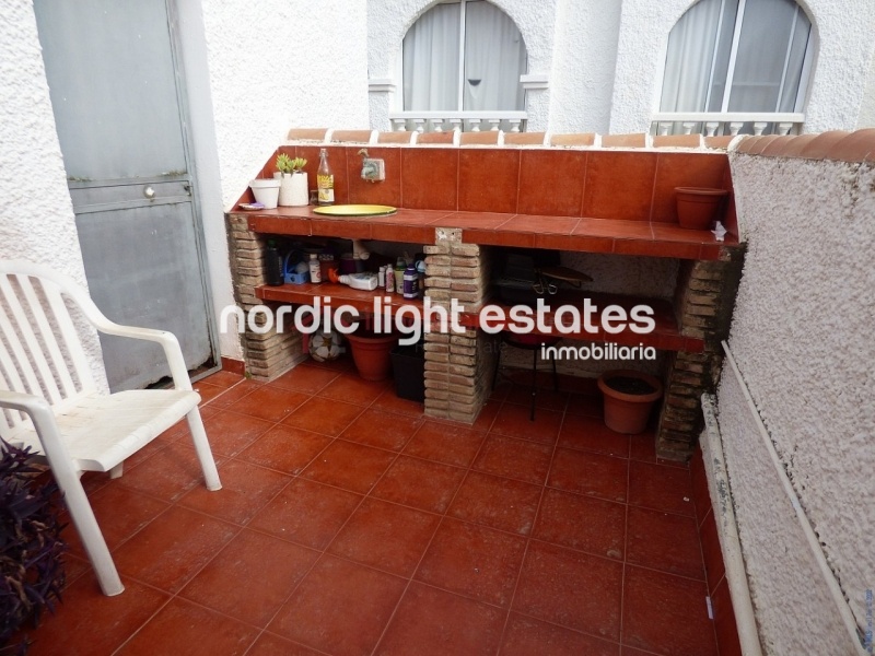 Terraced house with sea views in Mezquitilla 