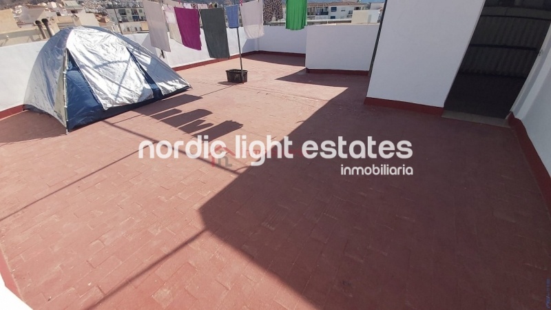 Propiedades similares Edificio con 3 viviendas en el centro de Nerja