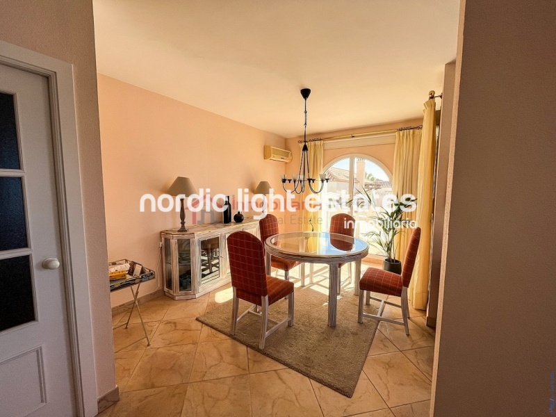 Seafront penthouse in Torrox Costa