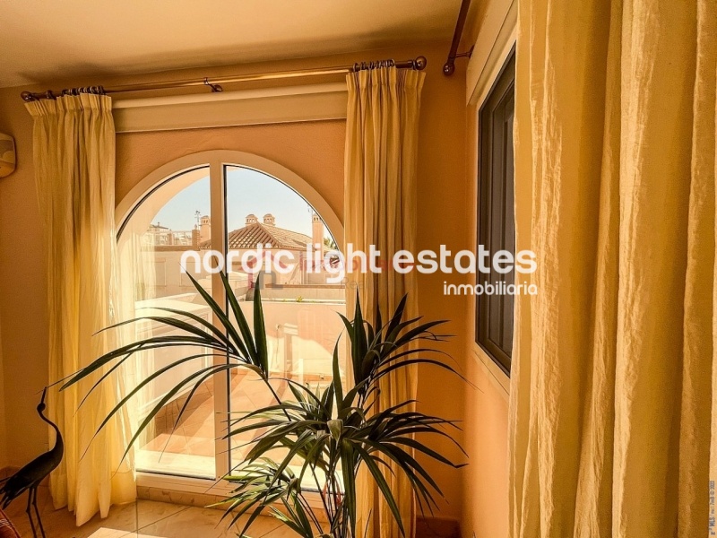 Seafront penthouse in Torrox Costa