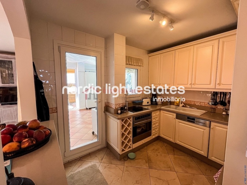 Seafront penthouse in Torrox Costa