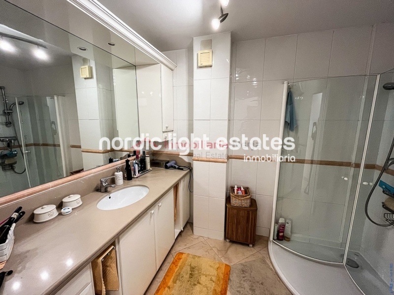 Seafront penthouse in Torrox Costa