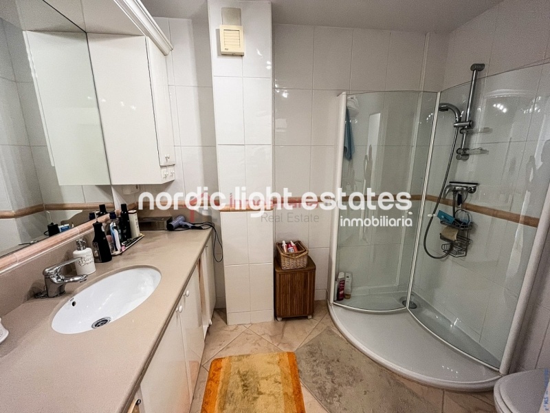 Seafront penthouse in Torrox Costa