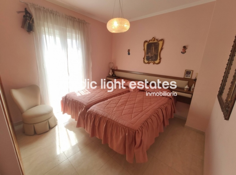 Propiedades similares Magnifica casa de 4 dormitorios y cochera grande en Nerja 