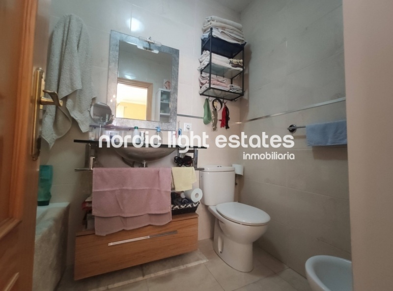 Propiedades similares Magnifica casa de 4 dormitorios y cochera grande en Nerja 