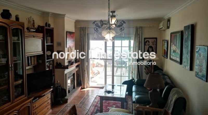Apartamento en Torrox Park con vistas al mar