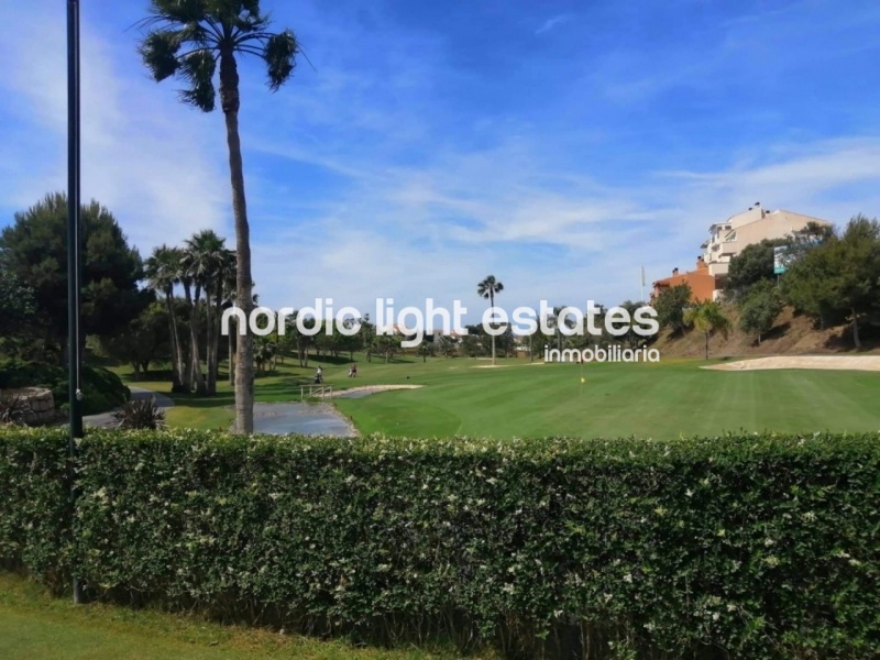 Maravilloso apartamento ubicado al lado del Campo de Baviera Golf 
