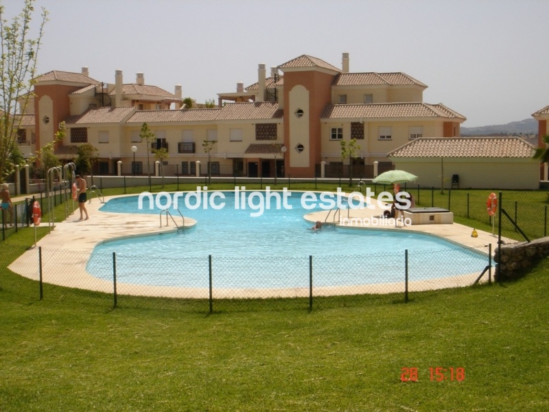 Propiedades similares Elegante apartamento con amplia terraza y parking al lado de Baviera Golf
