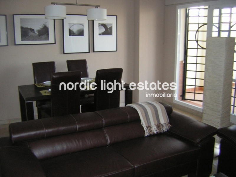 Propiedades similares Elegante apartamento con amplia terraza y parking al lado de Baviera Golf