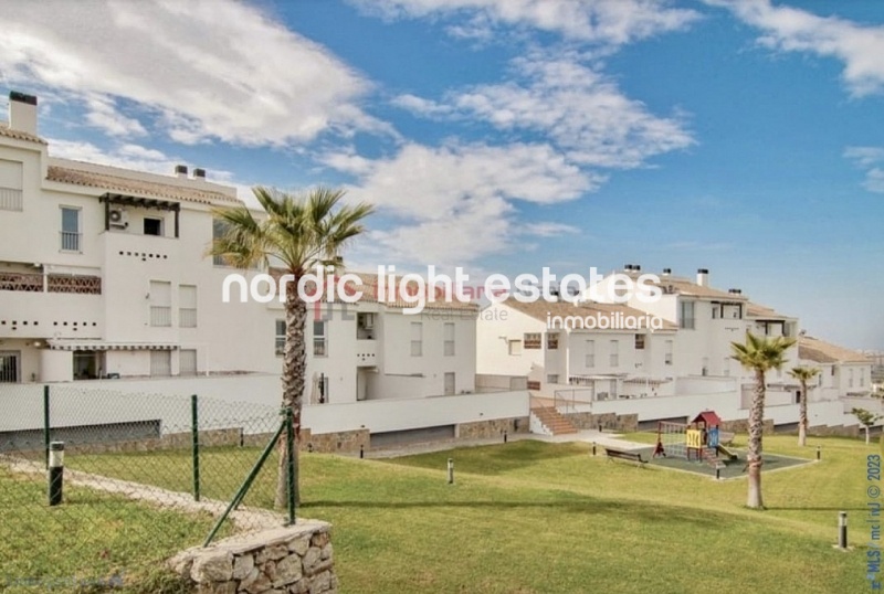 Elegante dúplex de buen gusto en Baviera Golf