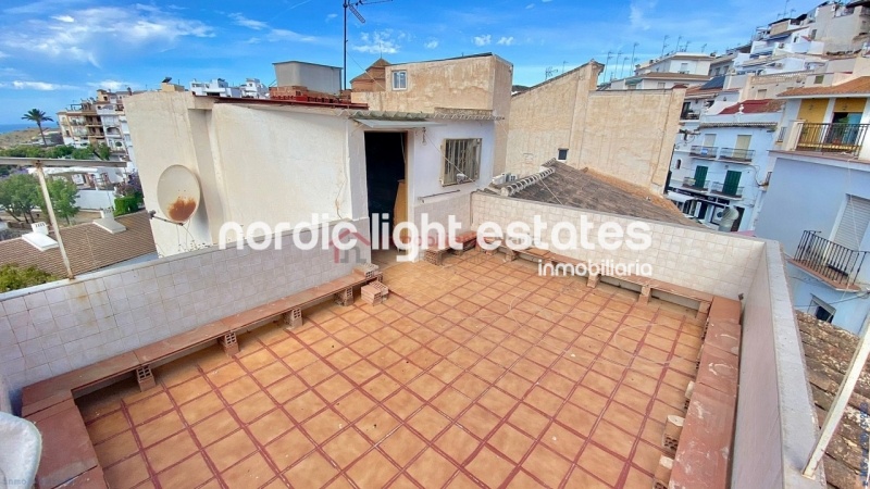 Propiedades similares Casa de pueblo con 4 habitaciones en Torrox