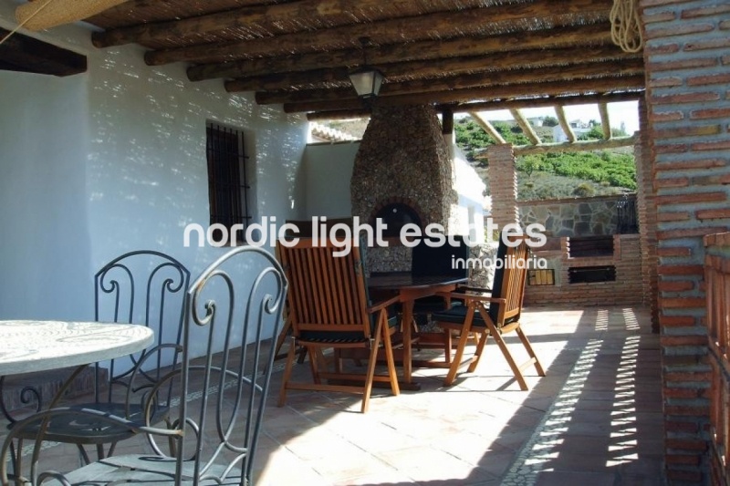 Detached country villa in Frigiliana