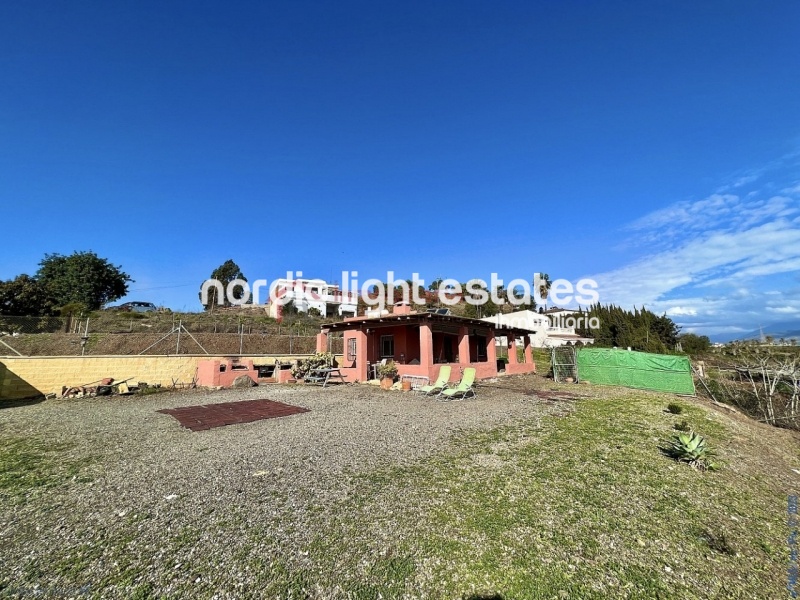 Country house clouse to Almayate