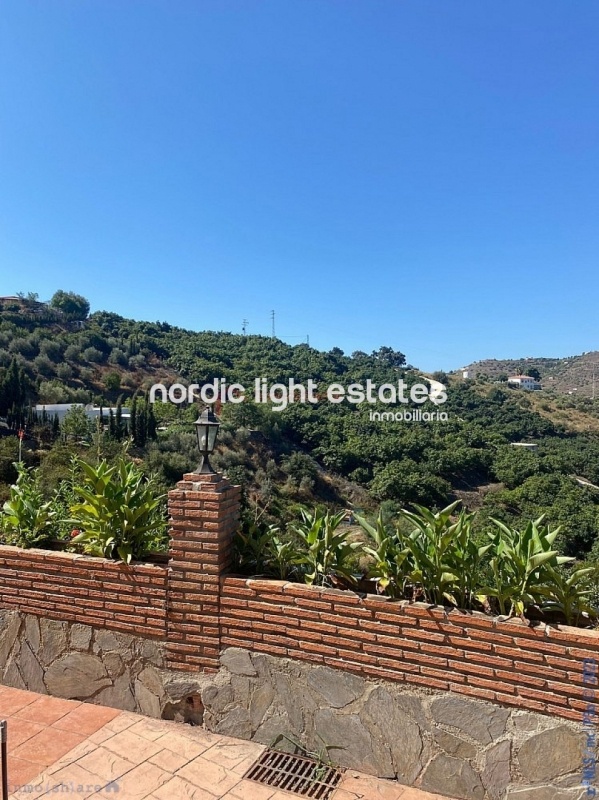 Propiedades similares Gran casa de campo con un terreno de 4.000m2