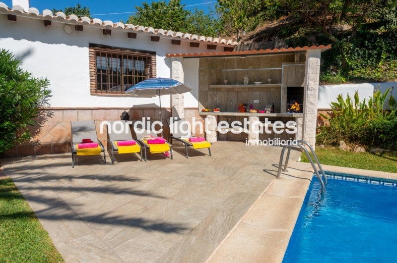 Propiedades similares Fantástica villa entre Nerja y Frigiliana para alquiler de invierno 2025/26