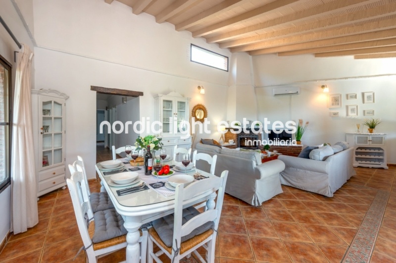 Propiedades similares Fantástica villa entre Nerja y Frigiliana para alquiler de invierno 2025/26