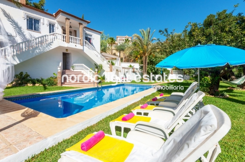 Similar properties Gorgeous villa for winter let 2024/25 / 2 apartments