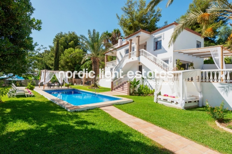 Similar properties Gorgeous villa for winter let 2024/25 / 2 apartments