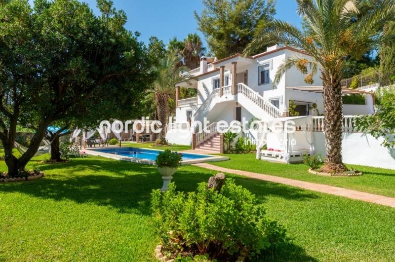 Similar properties Gorgeous villa for winter let 2024/25 / 2 apartments