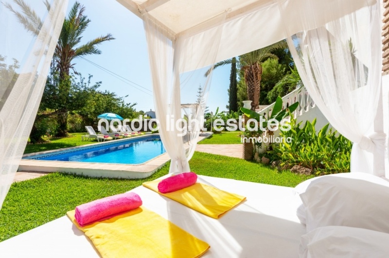 Similar properties Gorgeous villa for winter let 2024/25 / 2 apartments