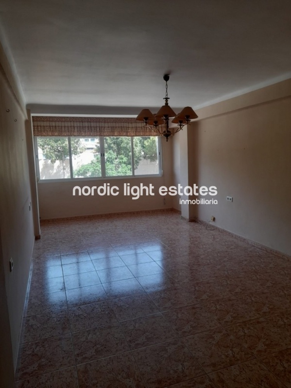 Large apartment in Torre del Mar
