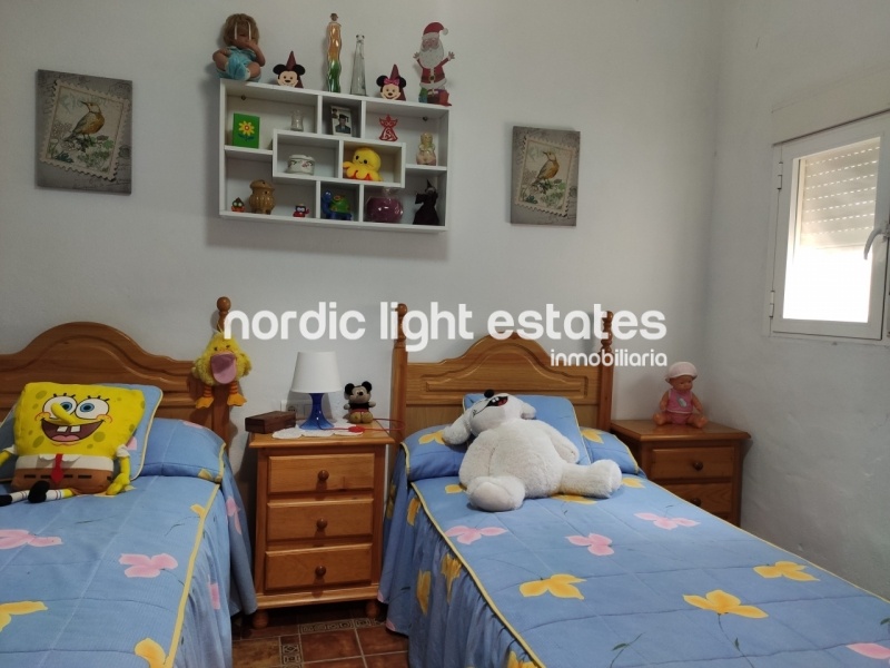Similar properties Large country house close to Torrox 